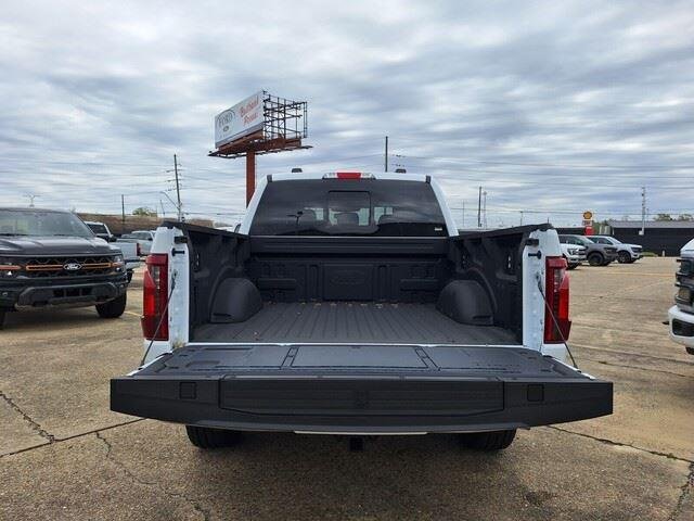2025 Ford F-150 XLT - Photo 27