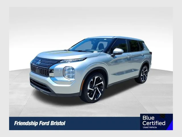 2022 Mitsubishi Outlander ES S-AWC's photo