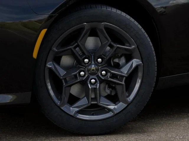 New 2026 Diamond Black Crystal Pearlcoat Dodge R/T image 34