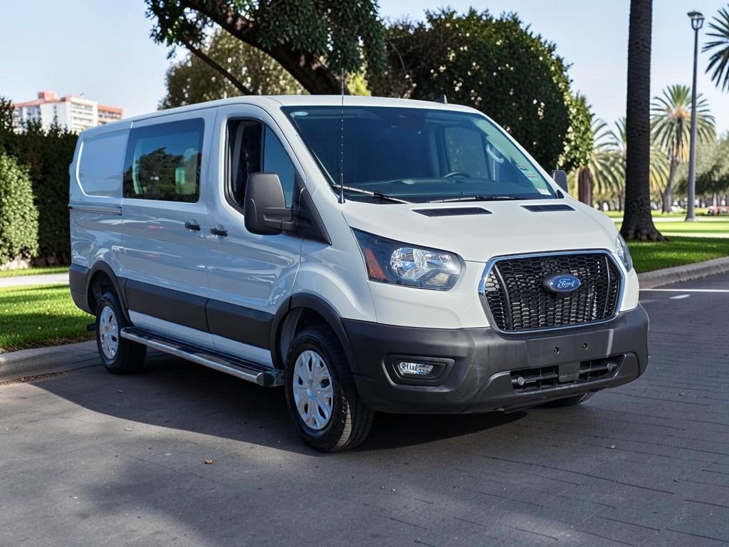 Used 2025 White Ford Base image 4