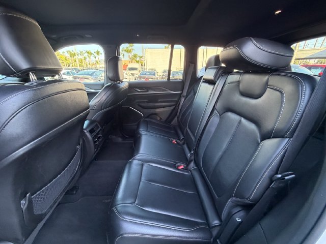 Used 2024 White Jeep 4xe image 38
