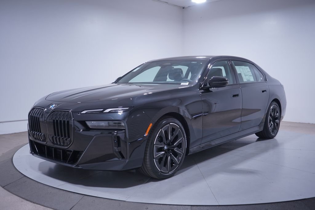 2026 BMW 7 Series 740i Sedan's photo