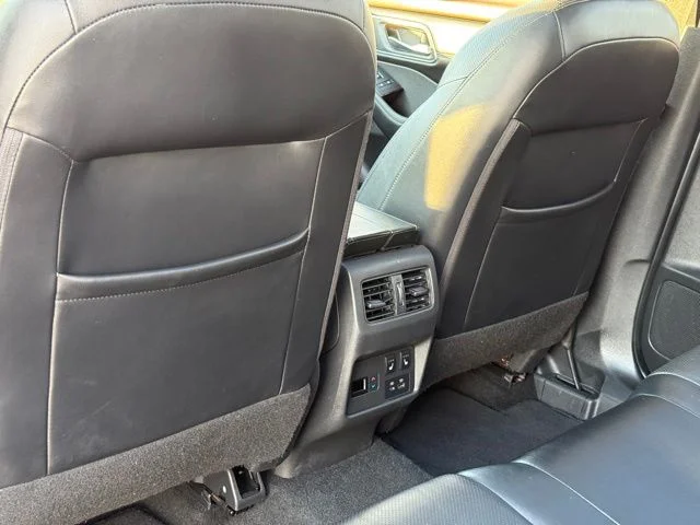 Used 2022 White Nissan Platinum image 28
