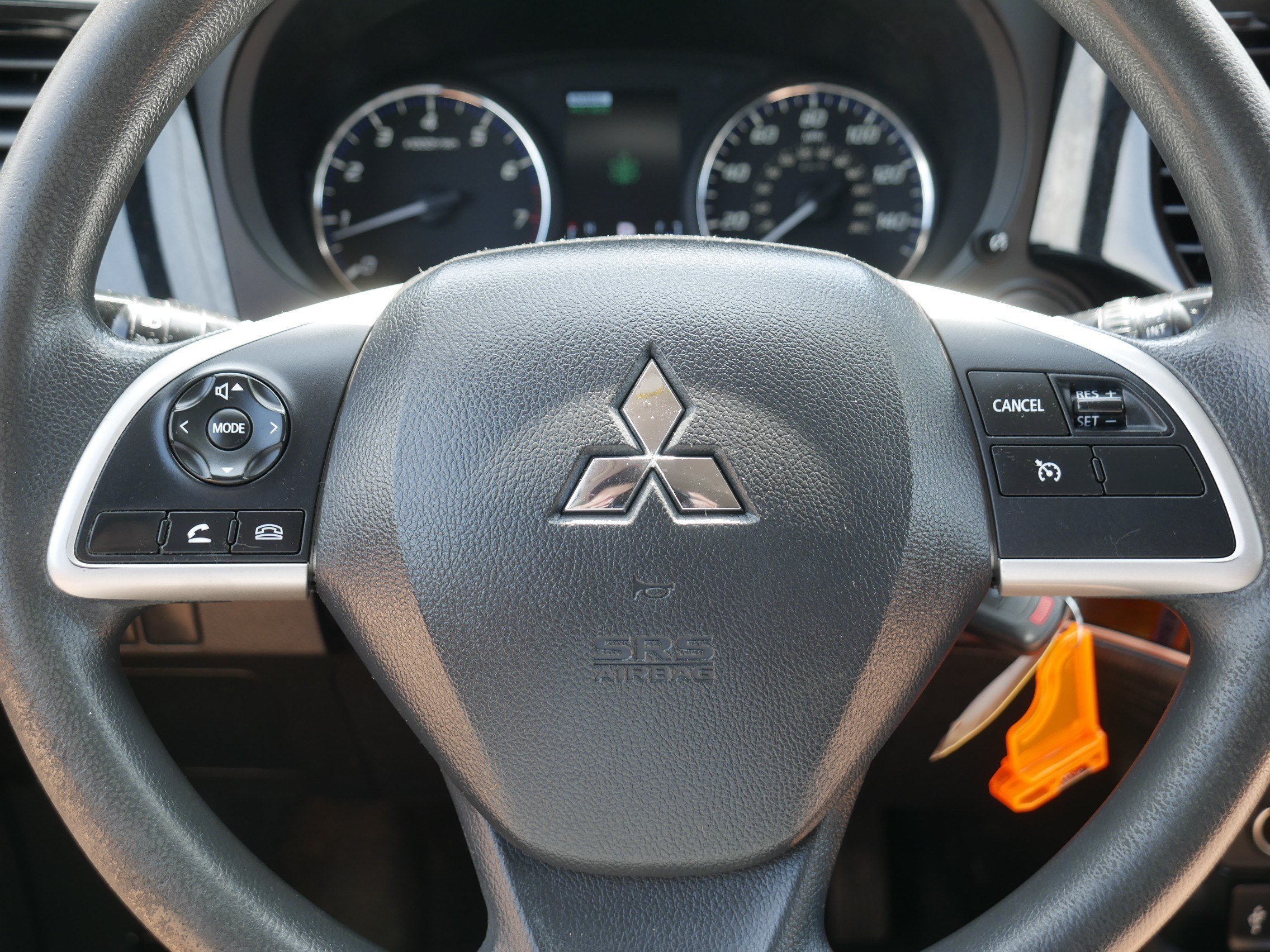 Used 2020 Alloy Silver Metallic Mitsubishi ES image 25