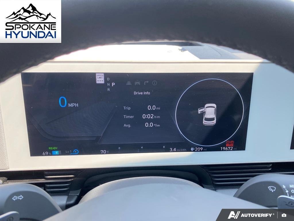 Certified Used 2024 Atlas White Hyundai Limited image 18