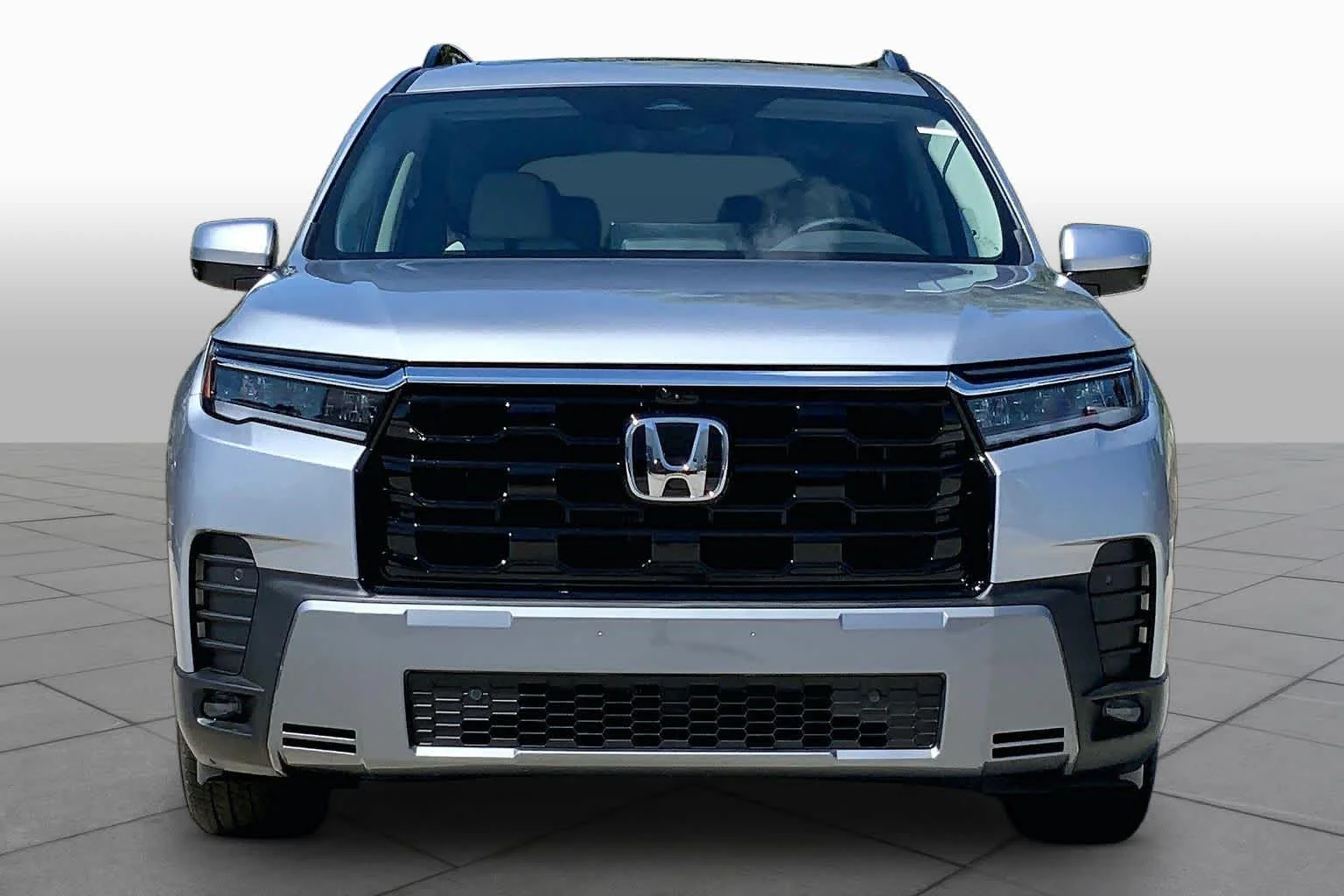 New 2026 Solar Silver Metallic Honda Touring image 3
