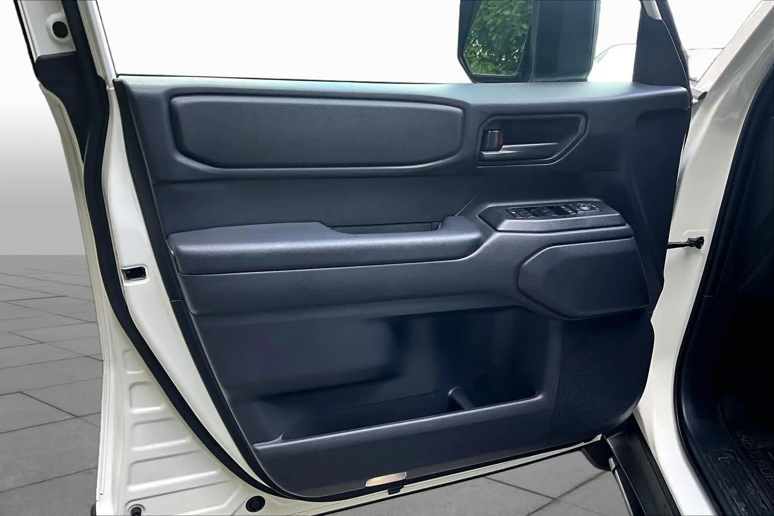 Used 2025 Ice Cap Toyota 1958 image 20