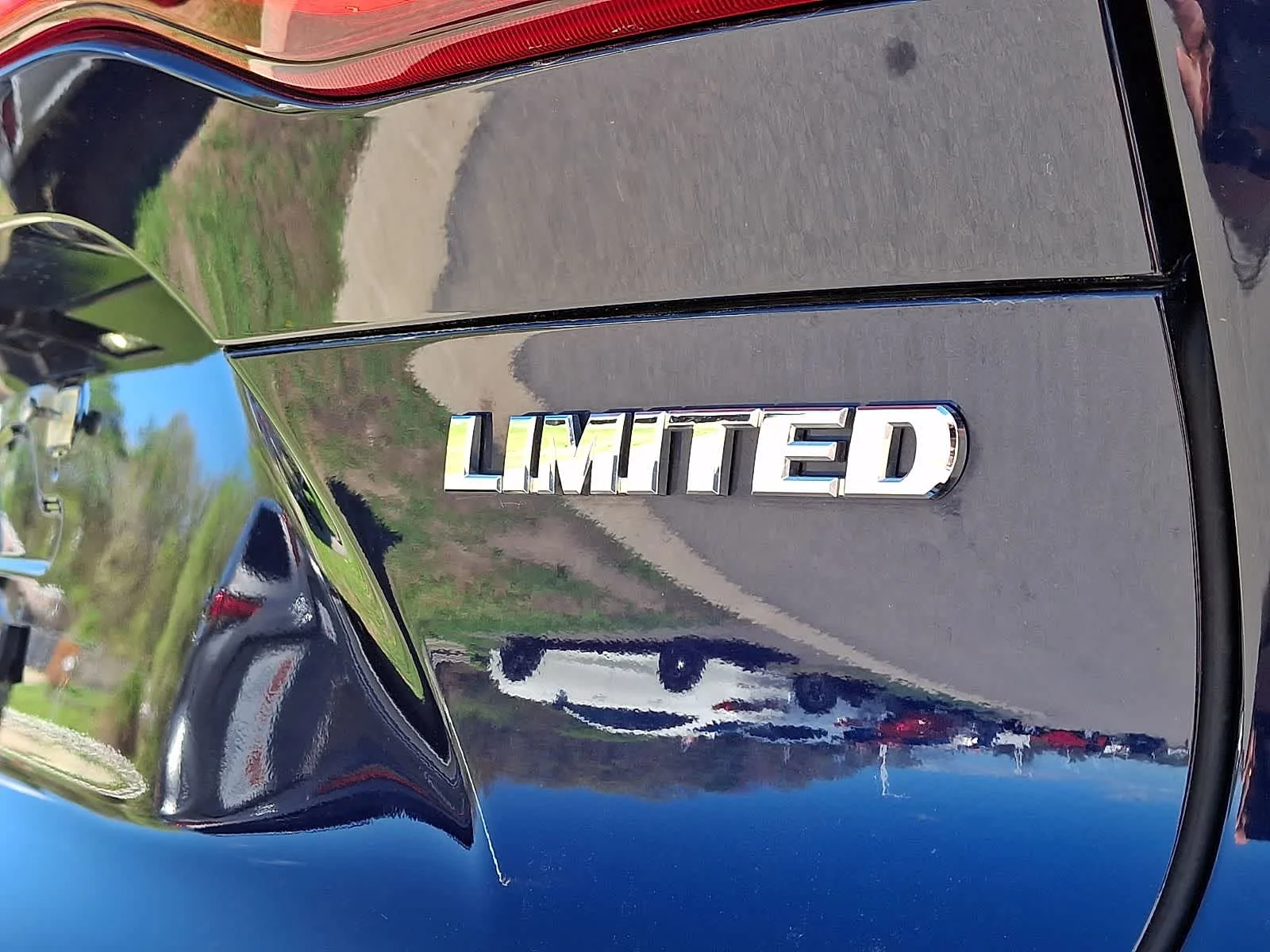 Used 2023 Blueprint Toyota Limited image 34