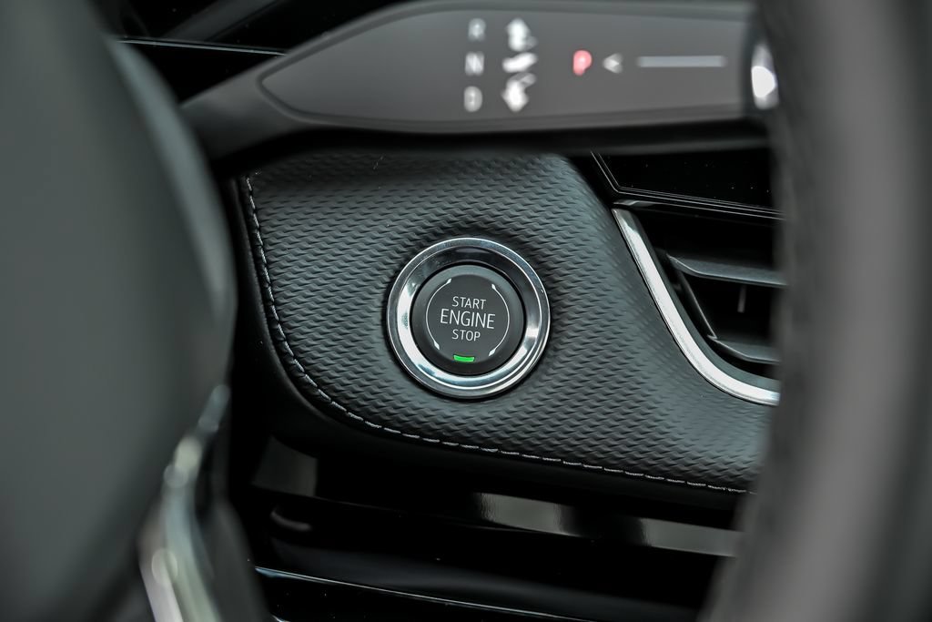 2027 Chevrolet Equinox LT - Photo 17
