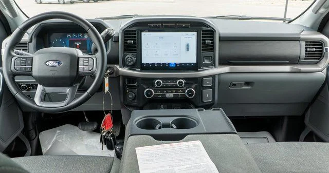 Used 2024  Ford XLT image 13