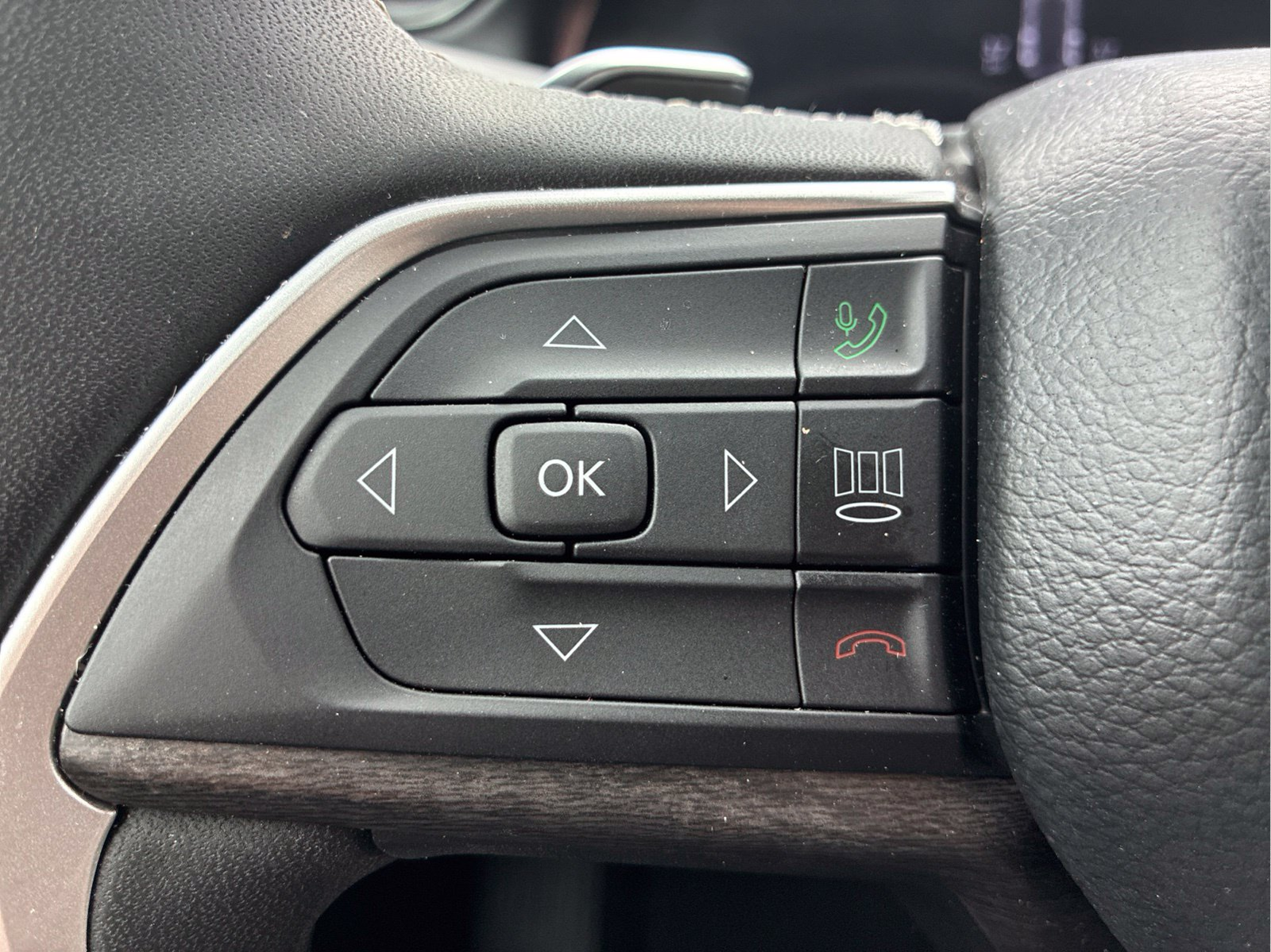 Used 2026 Gray Jeep Limited image 14
