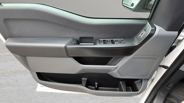 Used 2023 White Ford XL image 19