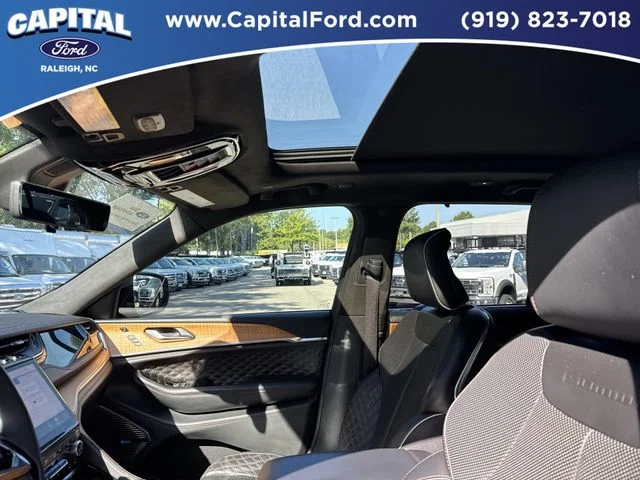 Used 2023 Brown Jeep Summit Reserve image 22