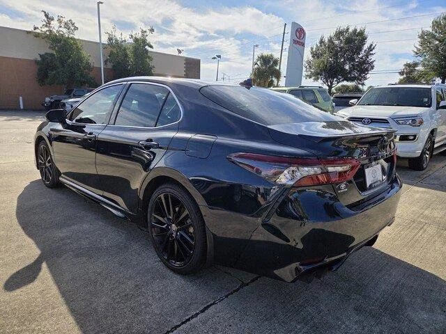Used 2021 Galactic Aqua Mica Toyota XSE image 3