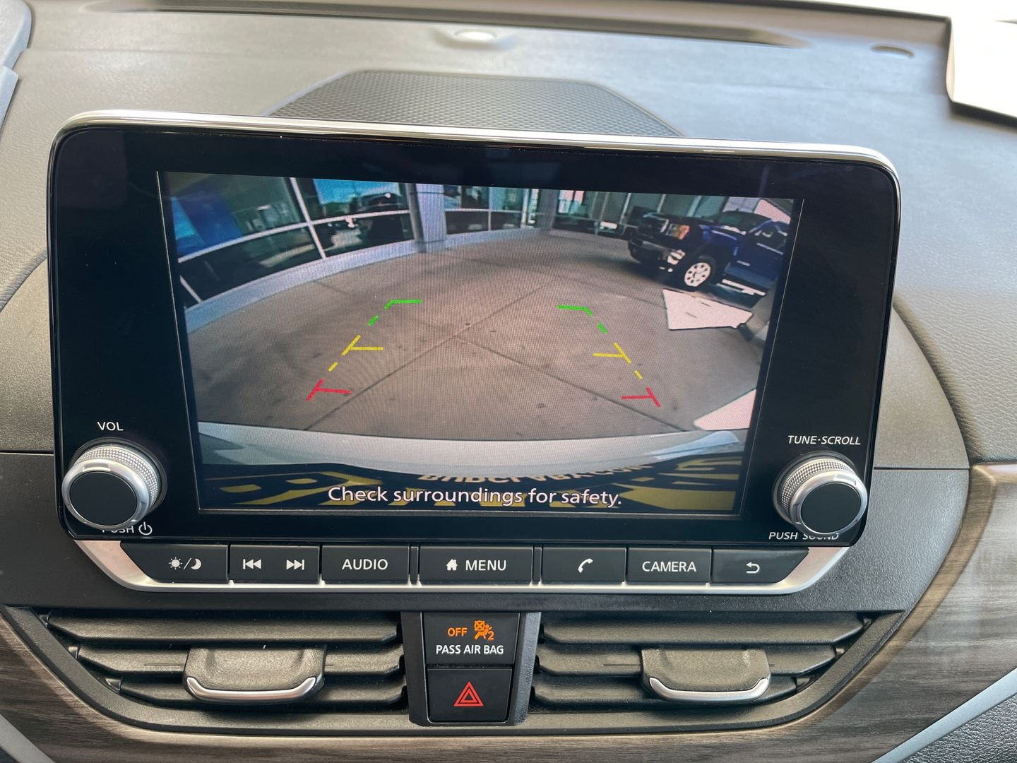 2025 Nissan Altima SV - Photo 9