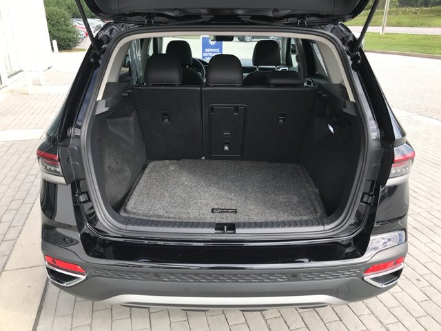 Certified Used 2025 Deep Black Pearl Volkswagen SEL image 29