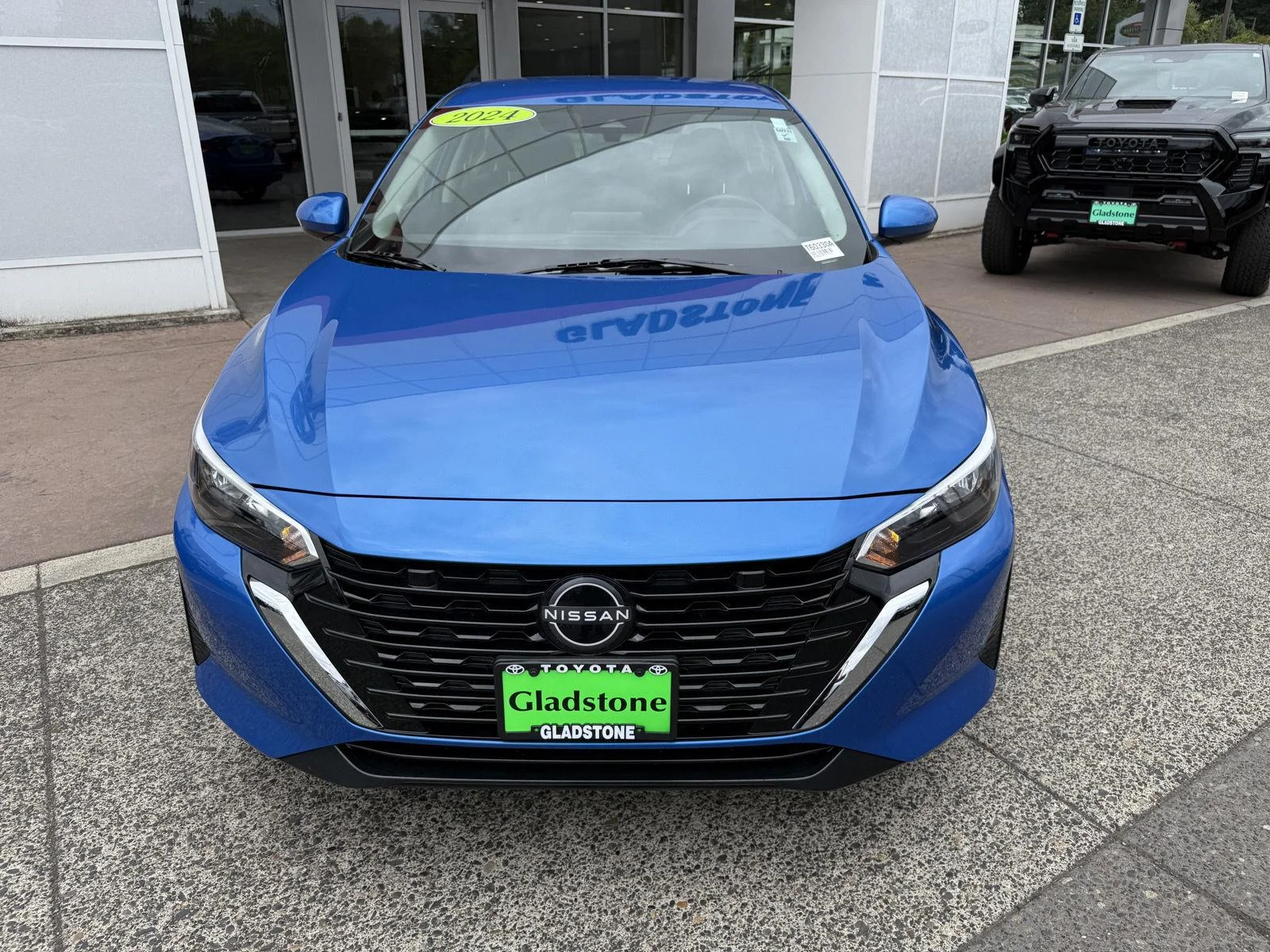 Used 2024 Electric Blue Metallic Nissan SV image 9