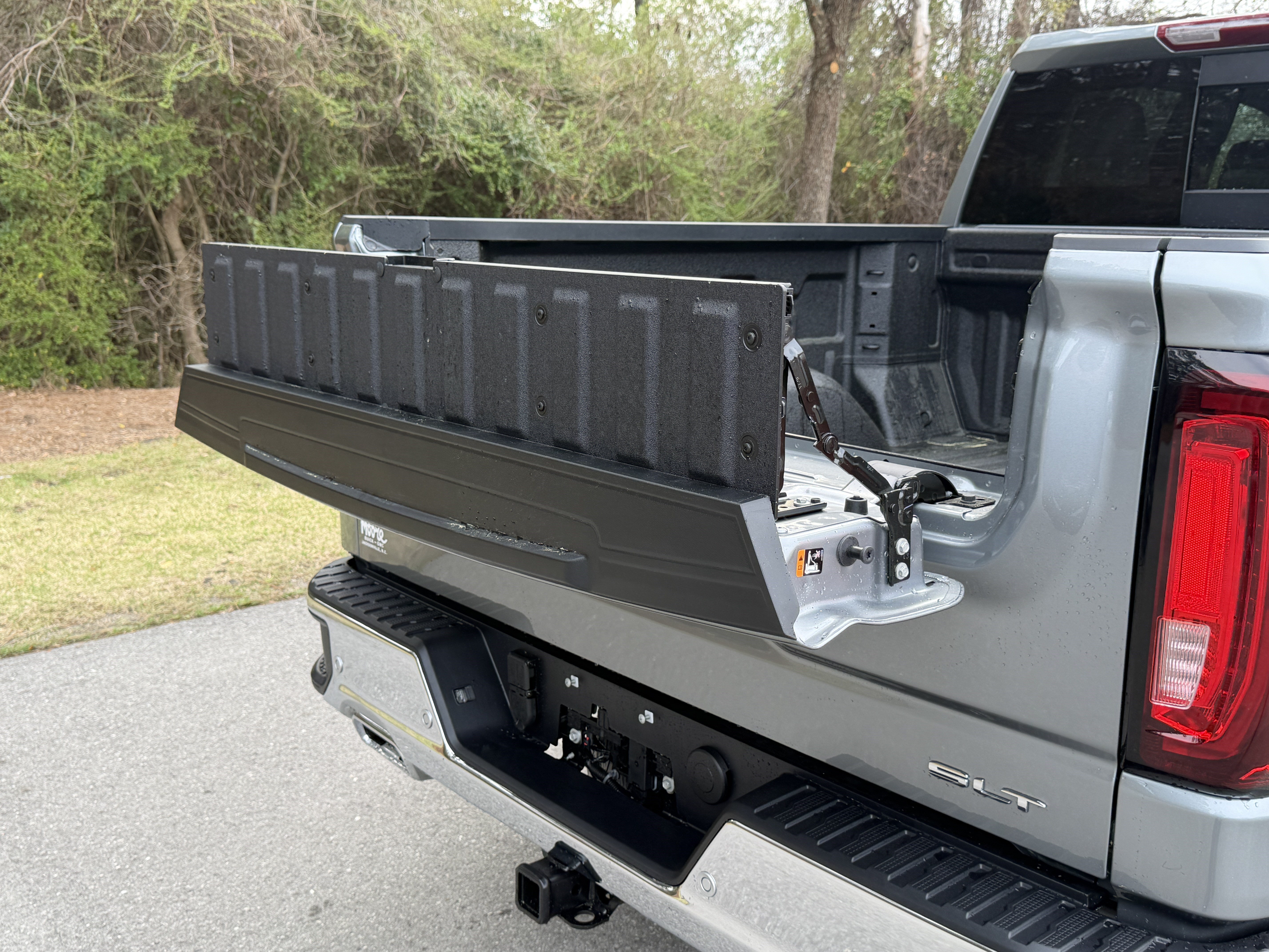 2026 GMC Sierra 1500 SLT - Photo 14