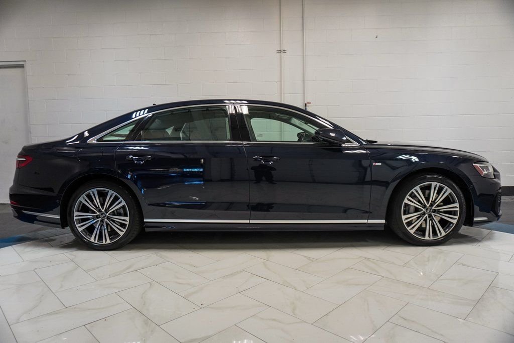 Used 2022 Blue Audi L 55 image 9