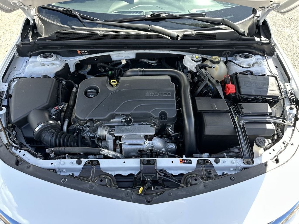 Used 2024 Summit White Chevrolet 1LT image 34