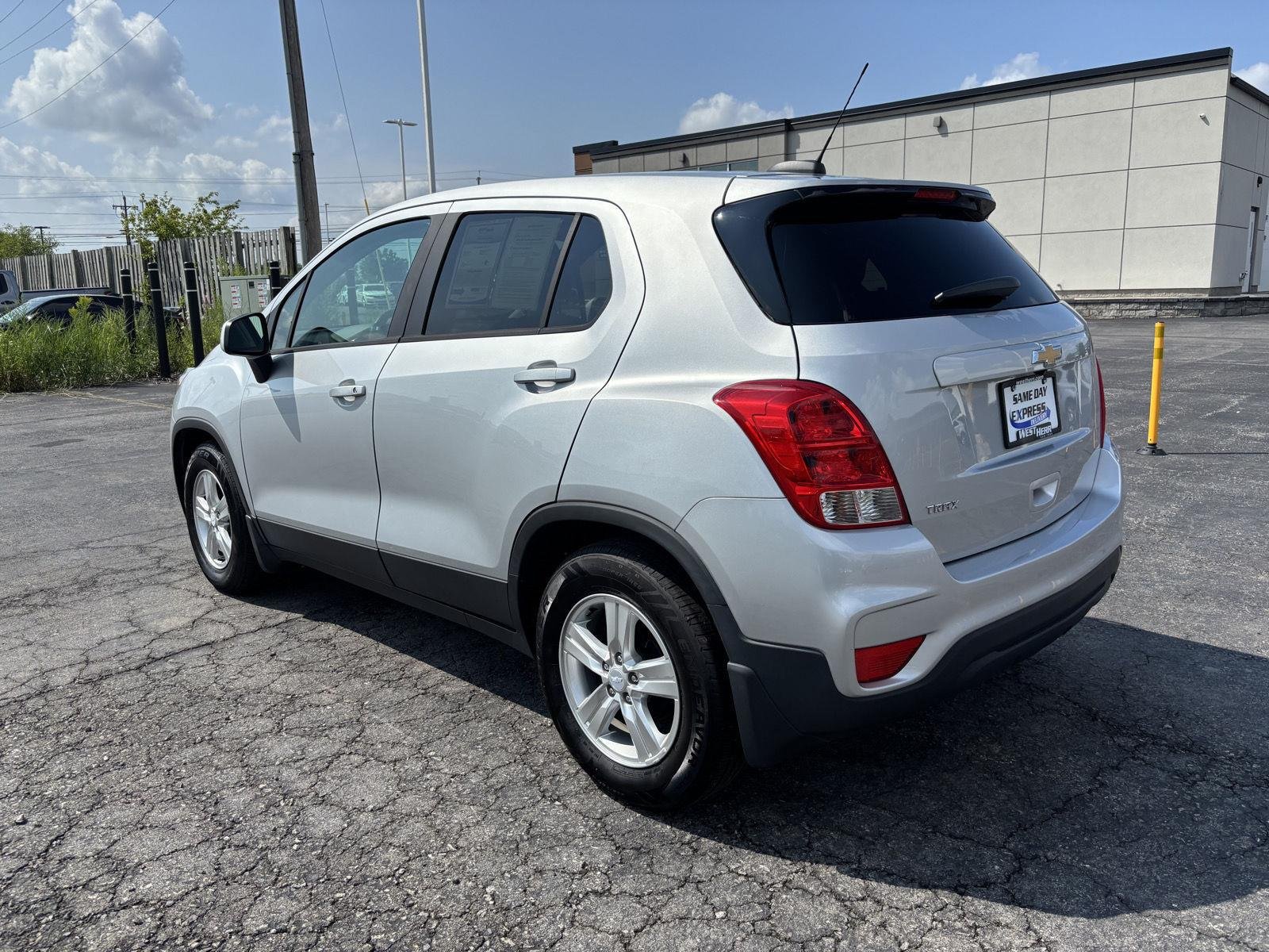 Used 2019 Silver Ice Metallic Chevrolet LS image 5