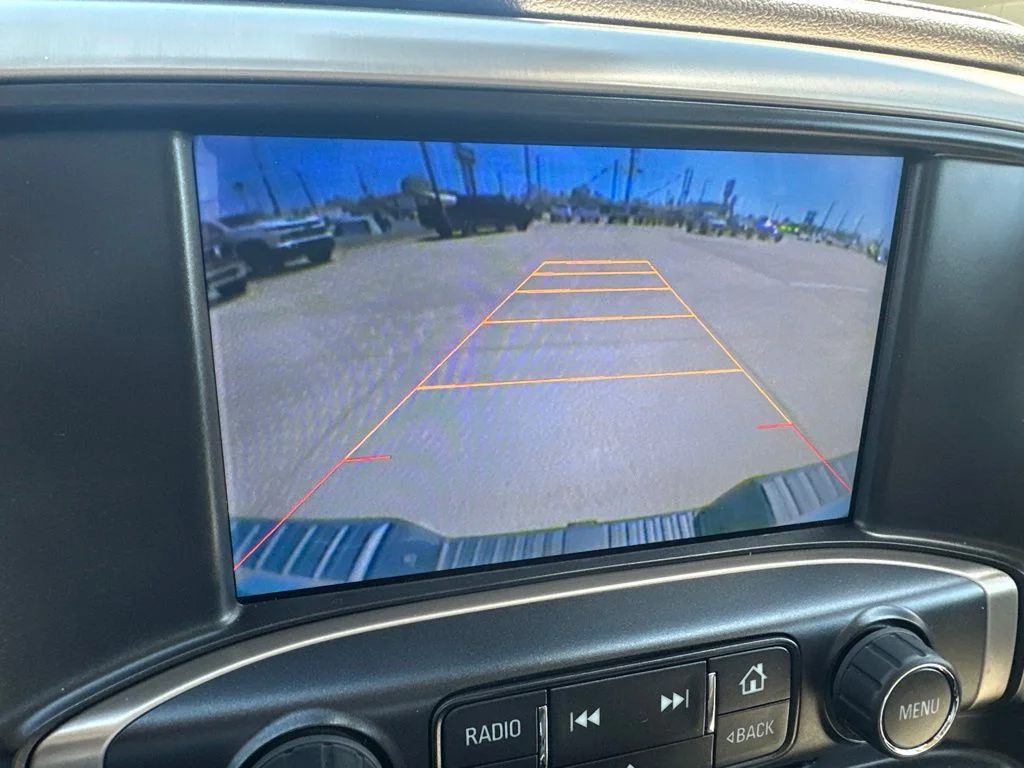 Used 2015 Gray GMC Denali image 19