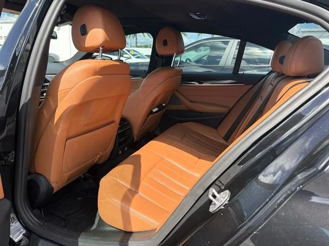 Used 2018 Black BMW 530i image 9