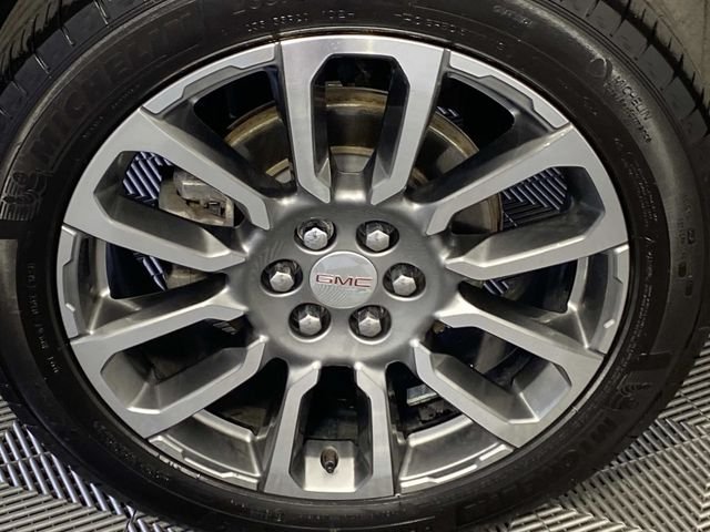 Used 2023 White GMC Denali image 35