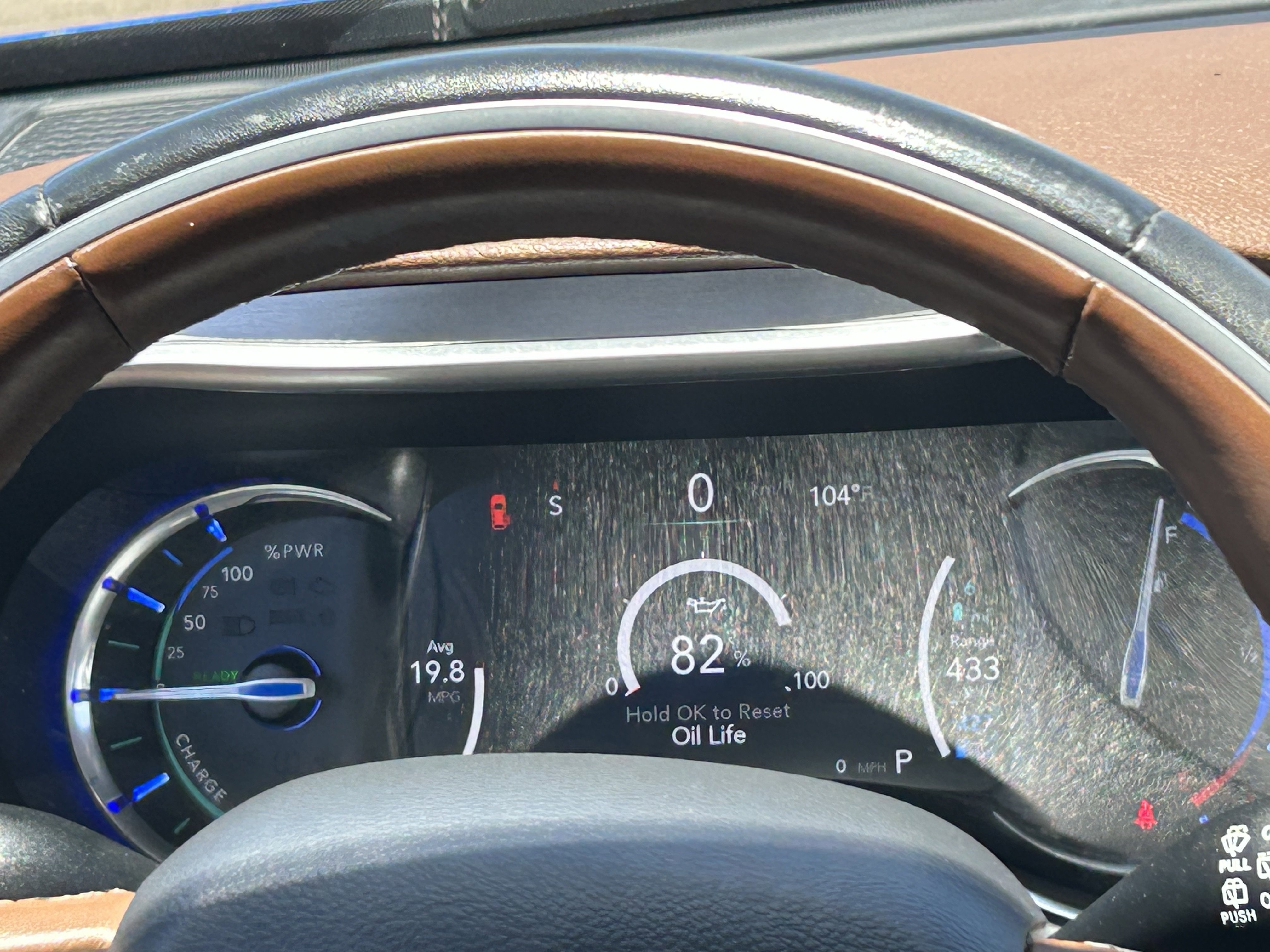Used 2021 Ocean Blue Metallic Chrysler Hybrid Limited image 26