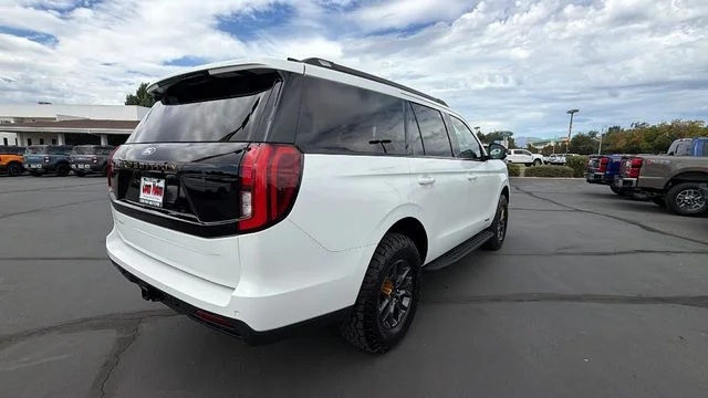 New 2027 Star White Metallic Tri-Coat Ford Tremor® image 39