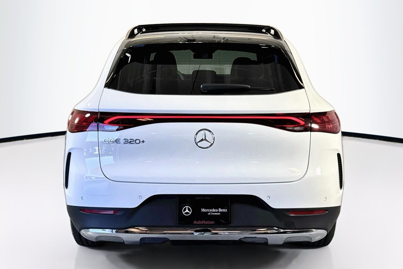 New 2026 Polar White Mercedes-Benz EQE 320+ image 6