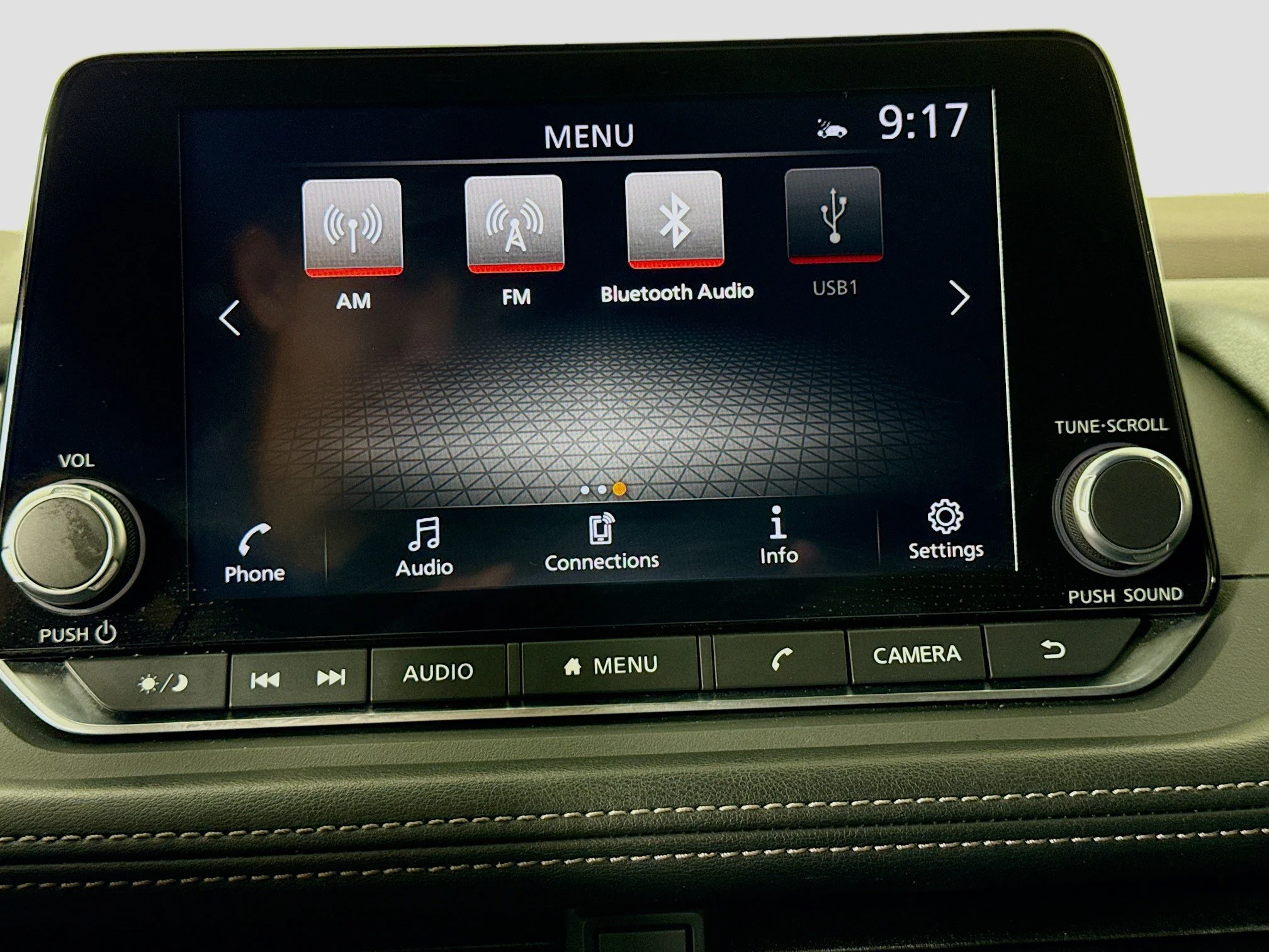 Used 2023  Nissan SV image 15