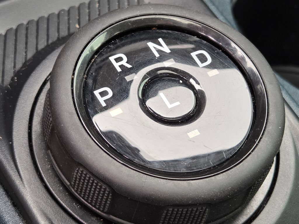 Used 2024 Oxford White Ford XLT image 38