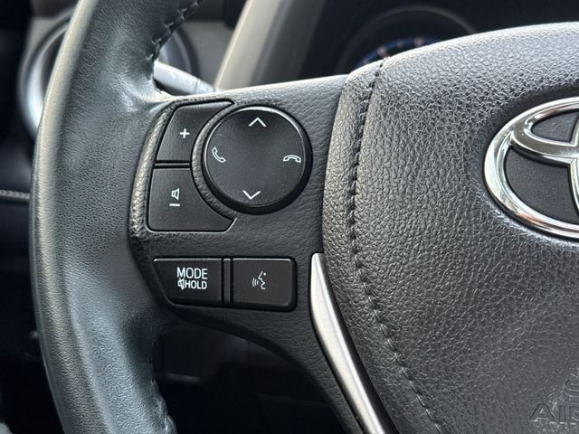 Used 2017 Gray Toyota XLE image 29