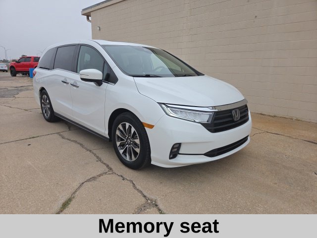 Used 2023 White Honda EX-L image 4