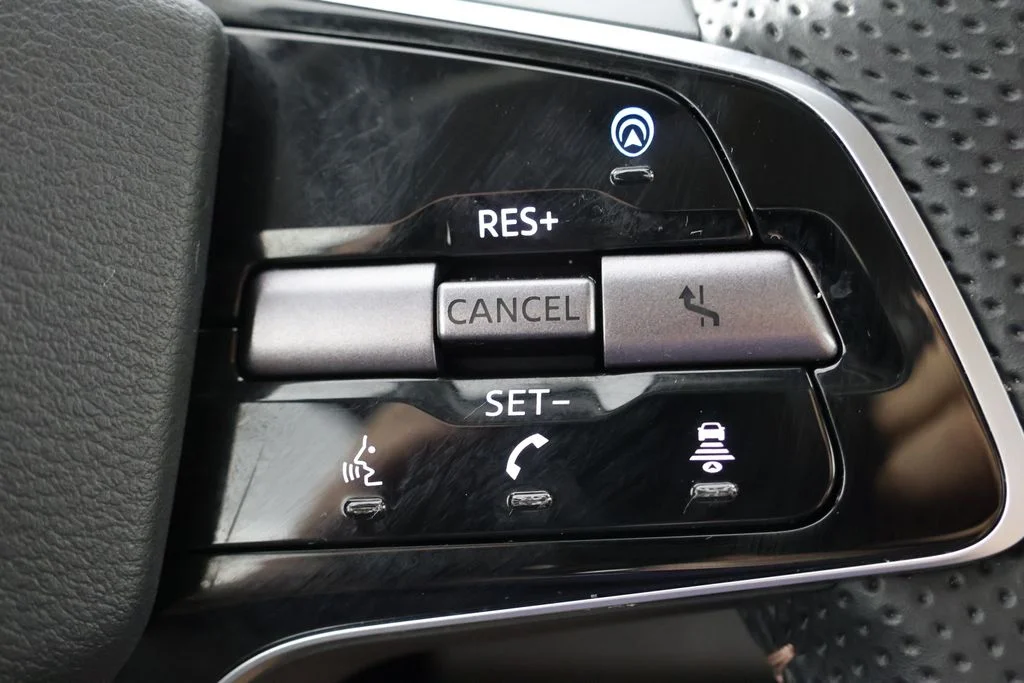 Used 2023 Black Nissan PLATINUM+ e-4ORCE image 12