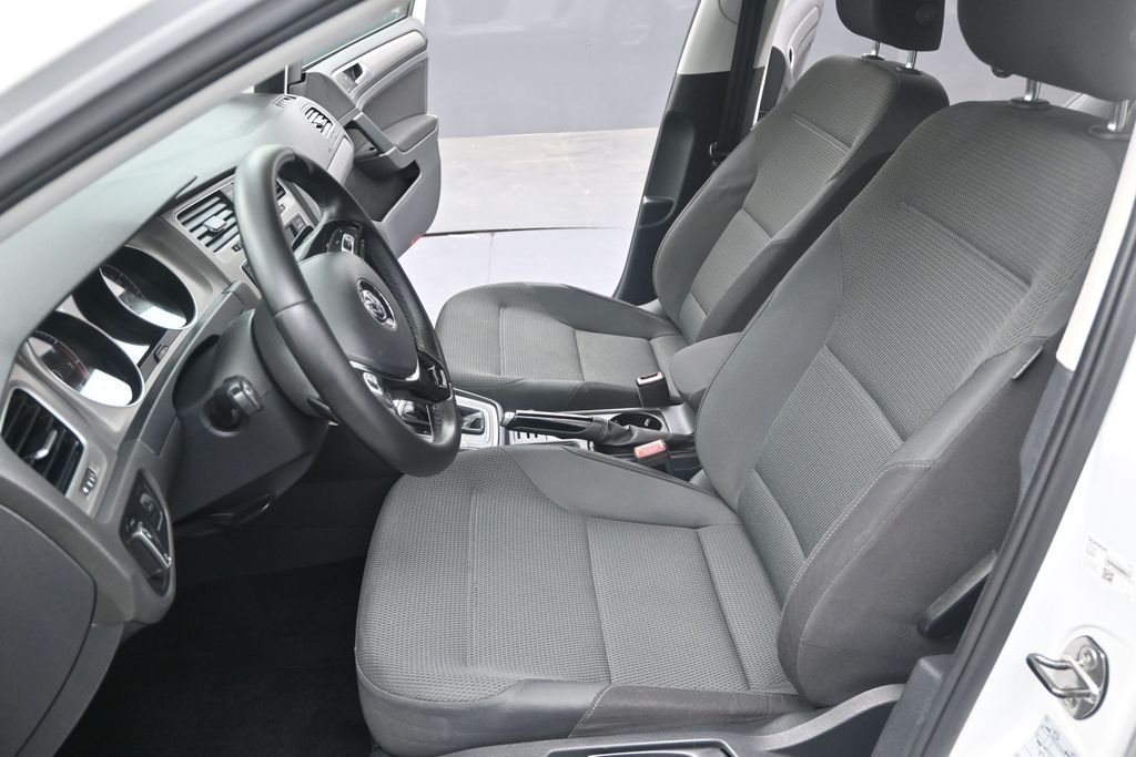 Used 2016 White Volkswagen TSI S 4-Door image 15