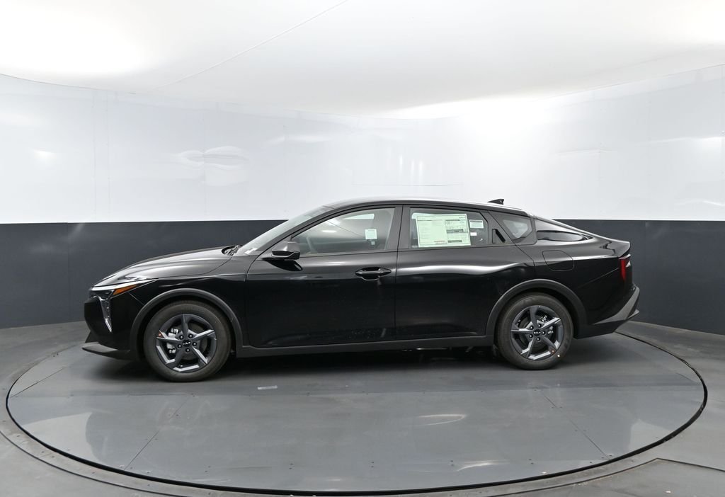 New 2026 Aurora Black Pearl Kia LXS image 23