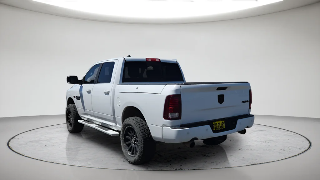 Used 2018 White Ram Sport image 11