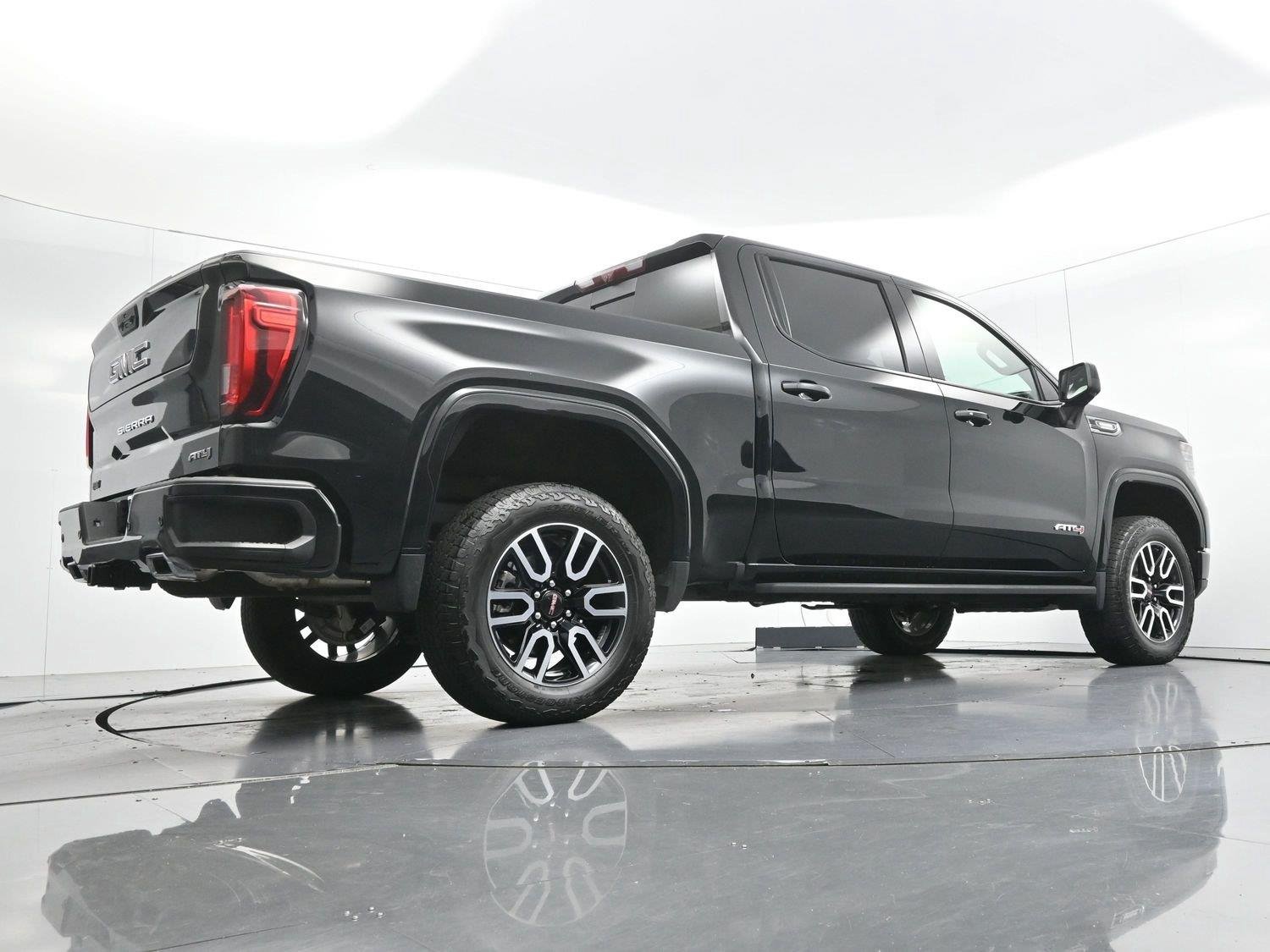 Used 2026 Onyx Black GMC AT4 image 52