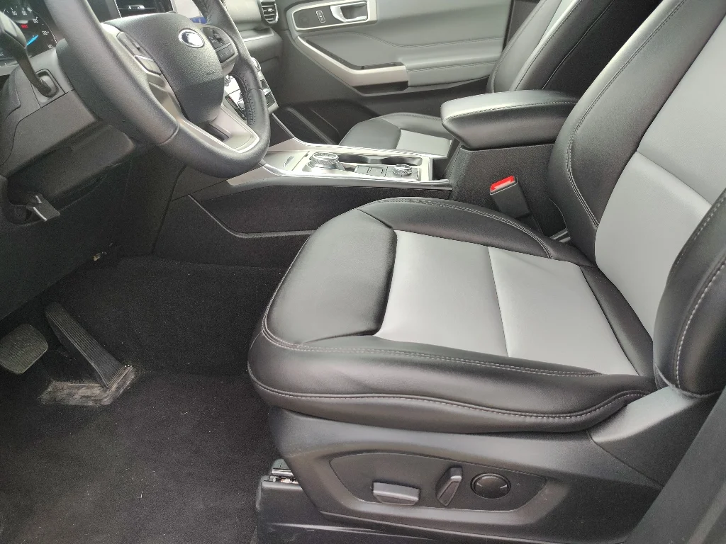 Used 2024 Star White Ford XLT image 10