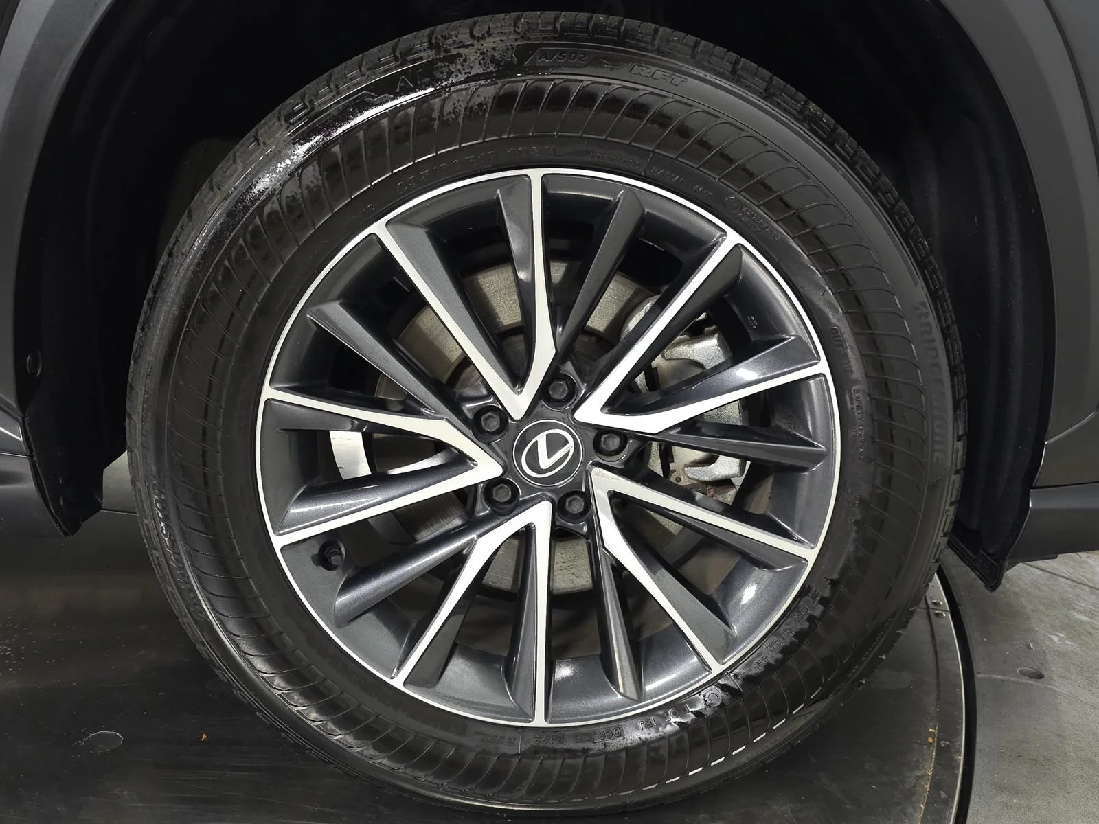Certified Used 2024 Caviar Lexus PREMIUM image 13