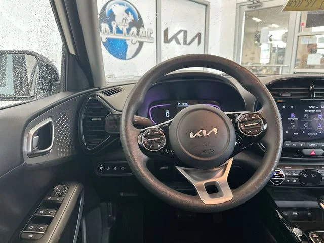 Used 2025 White Kia S image 13