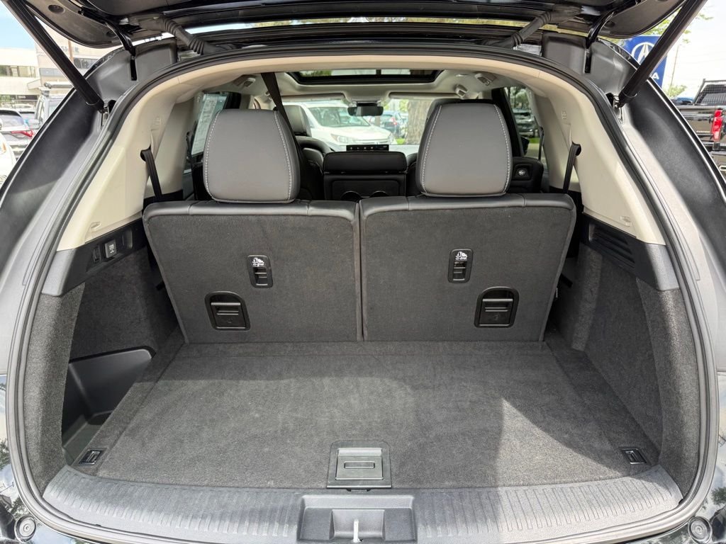 Used 2024 Majestic Black Pearl Acura Technology image 17