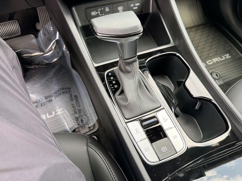 New 2026 White Hyundai SEL image 20