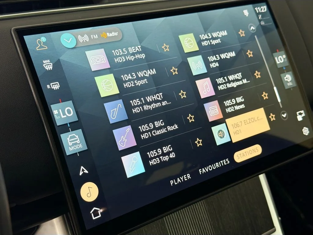 Used 2026 Black Land Rover Autobiography image 15