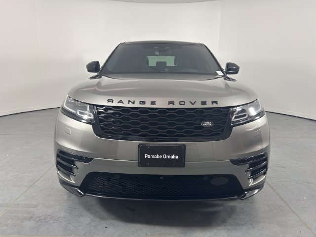 Used 2021 Silver Land Rover R-Dynamic HSE image 10