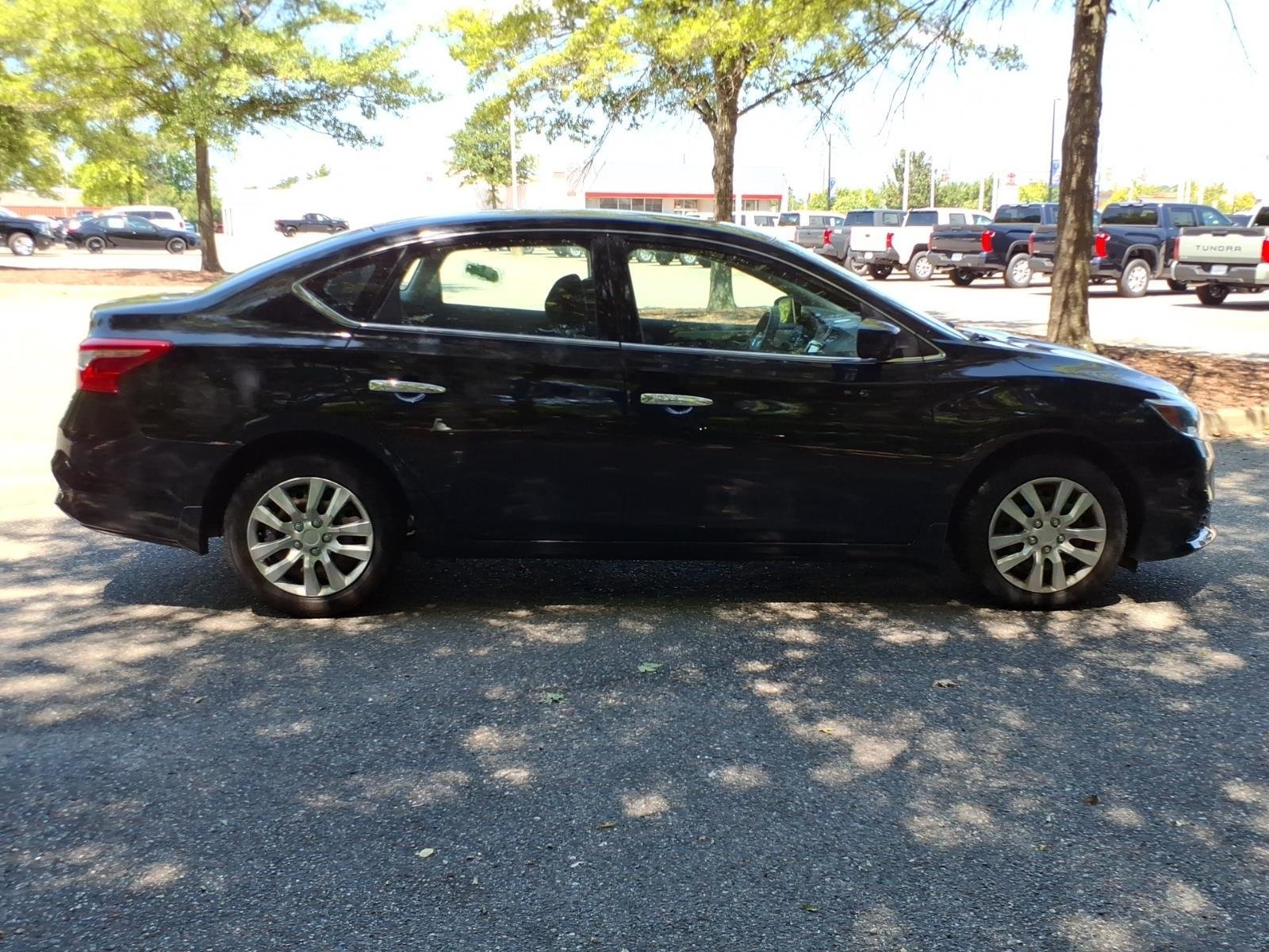 Used 2019 Super Black Nissan S image 5