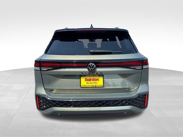 New 2026 Avocado Green w/Deep Black Roof Volkswagen SE R-Line Black image 6