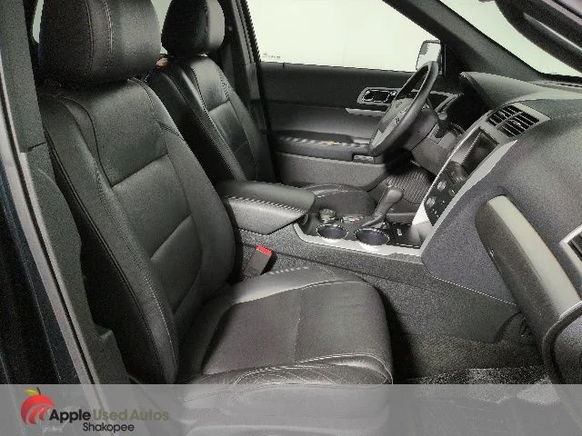 Used 2014 Black Ford XLT image 45